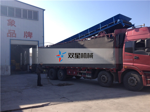 <a href='http://www.lingzhuan99.cn' target='_blank'><span>金屬撕碎機(jī)</span></a>設(shè)備發(fā)往四川成都